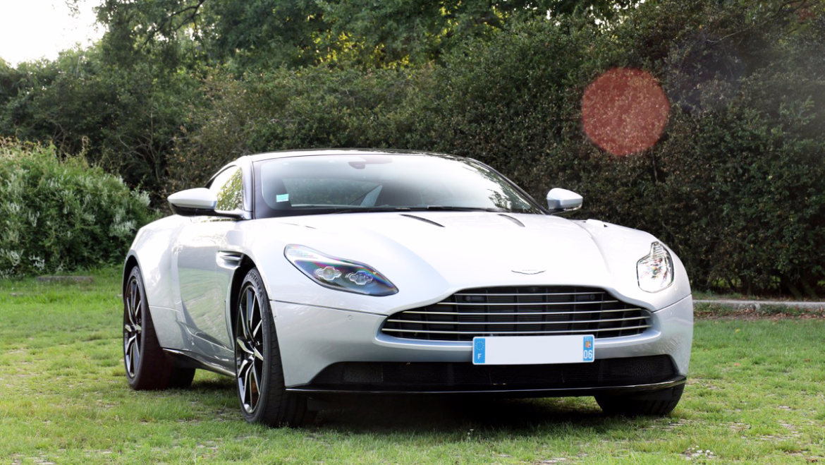 Aston Martin DB 11 LAUNCH EDITION